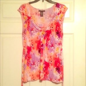 Beautiful summer top Floral sz L